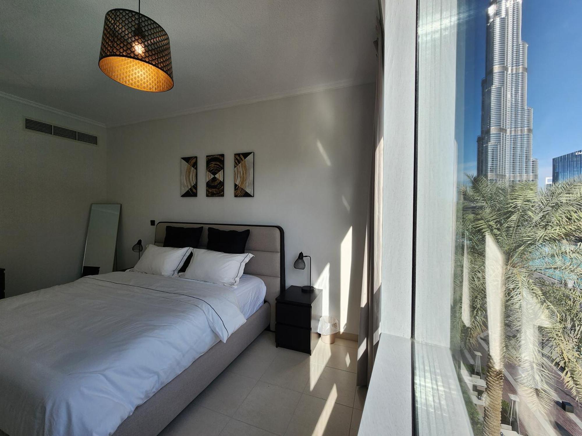 Apartamento Downtown Oasis, Burj Khalifa Views, Luxury Amenities Dubái Exterior foto