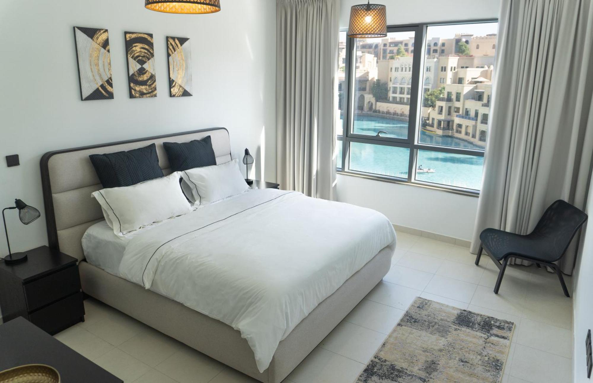 Apartamento Downtown Oasis, Burj Khalifa Views, Luxury Amenities Dubái Exterior foto