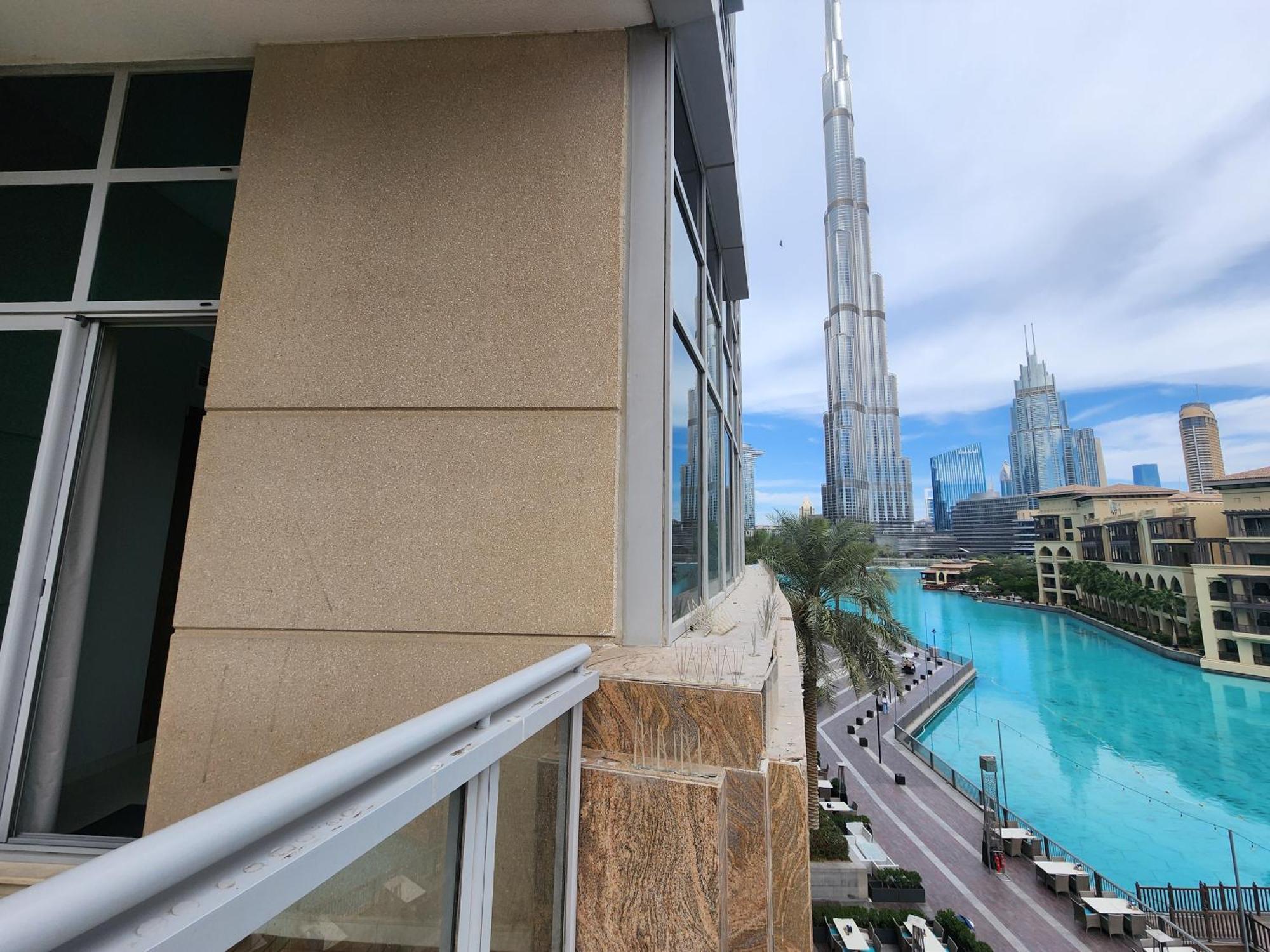 Apartamento Downtown Oasis, Burj Khalifa Views, Luxury Amenities Dubái Exterior foto
