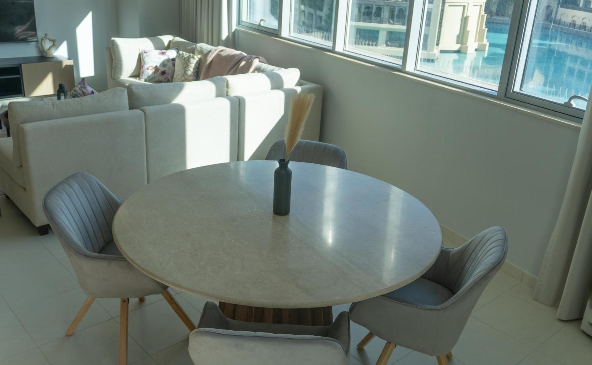 Apartamento Downtown Oasis, Burj Khalifa Views, Luxury Amenities Dubái Exterior foto